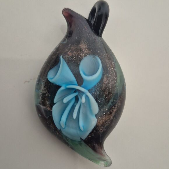 Murano Glass Bird Pendant with Blue Flower - Picture 15 of 16
